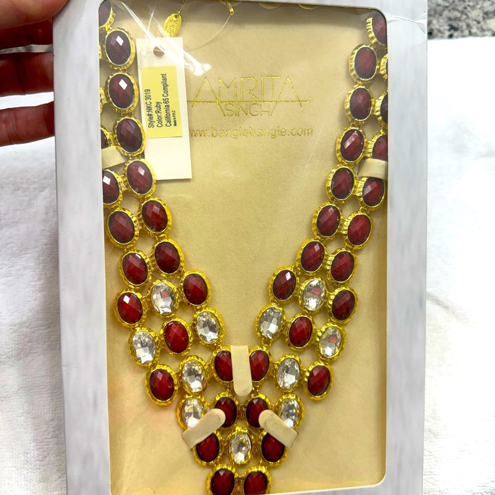 NWT Amrita Singh Necklace in Red